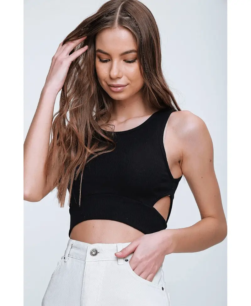 Kadın Siyah Dekolteli Bluz